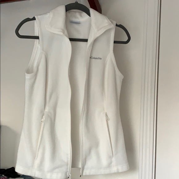 Columbia Jackets & Blazers - Columbia white vest